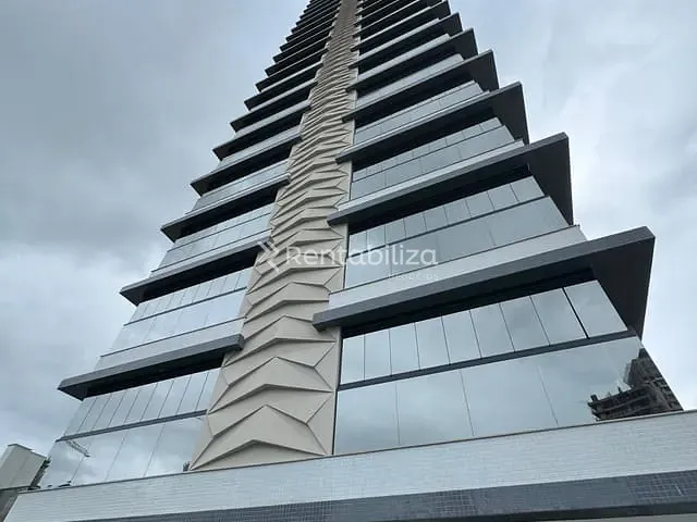 Apartamento 3 quartos e 3 banheiros, à venda, no bairro Centro em Itapema
