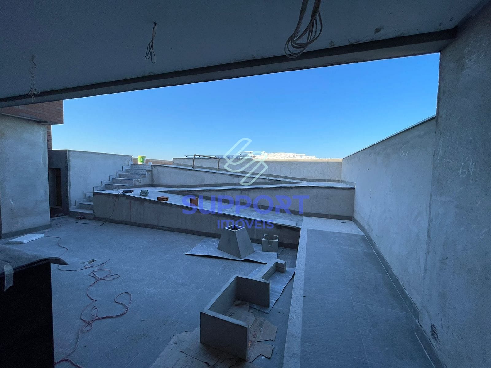 Apartamento à venda com 3 quartos, 94m² - Foto 28