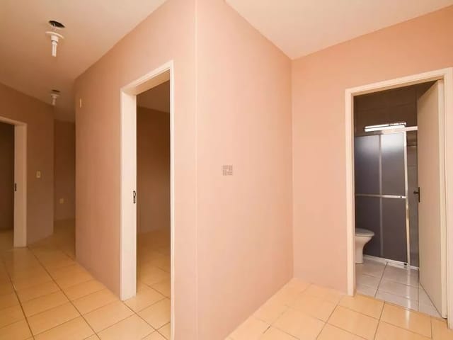 Apartamento com 73m² 3 quartos e 1 banheiro, para alugar, no bairro Centro em Pelotas