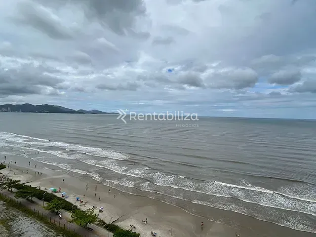 Apartamento 4 quartos e 5 banheiros, à venda, no bairro Meia Praia em Itapema