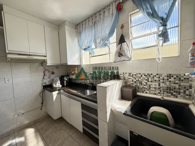 Apartamento 2 quartos e 1 banheiro, à venda, no bairro VALE DOS TUCANOS em Londrina