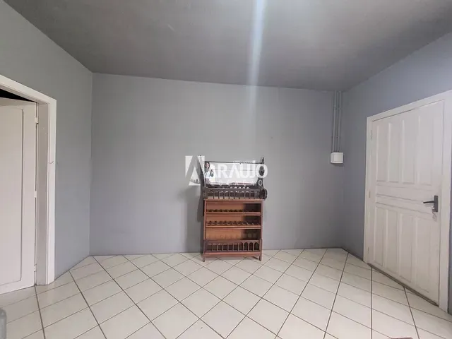 Apartamento com 600m² 1 quarto e 1 banheiro, para alugar, no bairro Gravatá em Navegantes