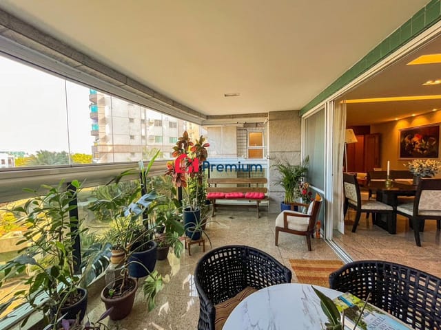 Apartamento 4 quartos e 5 banheiros, à venda, no bairro Barra da Tijuca em Rio de Janeiro
