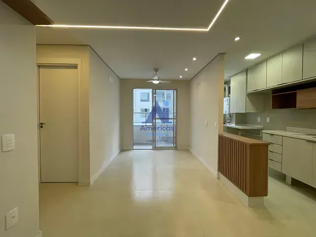 Apartamento 2 quartos e 1 banheiro, à venda ou para alugar, no bairro Recreio dos Bandeirantes em Rio de Janeiro