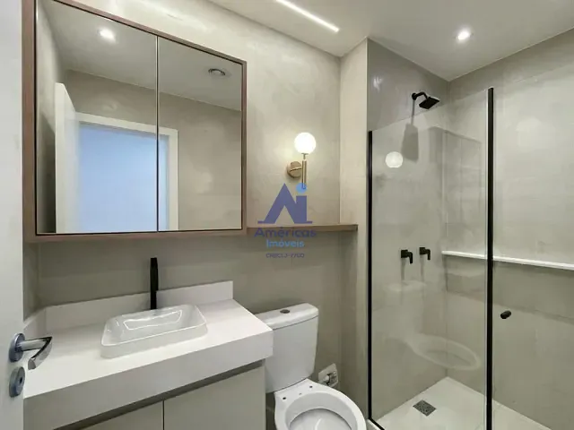 Apartamento 2 quartos e 1 banheiro, à venda ou para alugar, no bairro Recreio dos Bandeirantes em Rio de Janeiro