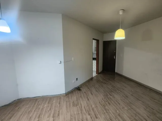 Apartamento com 72m² 3 quartos e 2 banheiros, à venda, no bairro Cláudia em Londrina