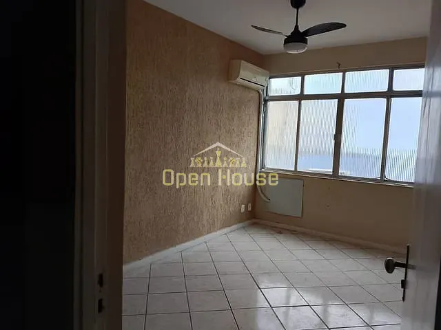 Apartamento com 75m² 2 quartos e 2 banheiros, à venda, no bairro Aterrado em Volta Redonda