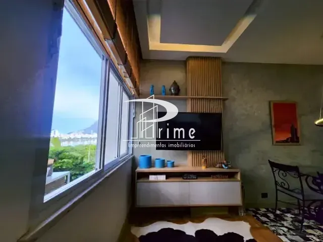 Apartamento com 72m² 2 quartos e 3 banheiros, à venda, no bairro Lagoa em Rio de Janeiro
