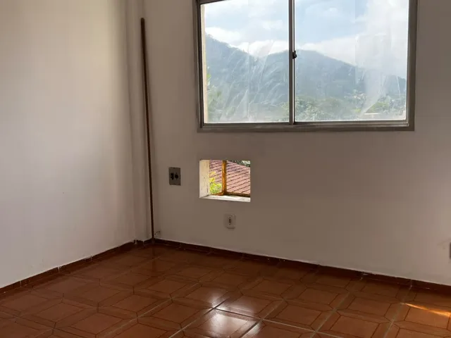Apartamento 1 quarto e 1 banheiro, à venda, no bairro Senador Vasconcelos em Rio de Janeiro