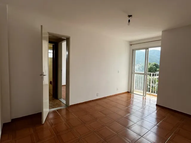 Apartamento 1 quarto e 1 banheiro, à venda, no bairro Senador Vasconcelos em Rio de Janeiro