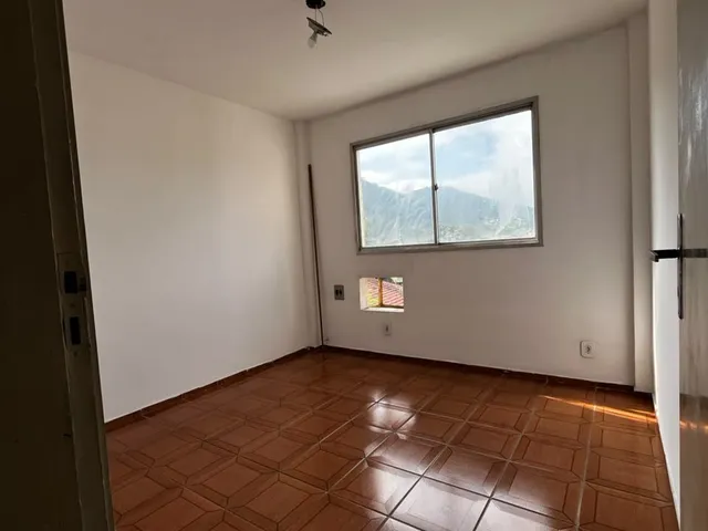 Apartamento 1 quarto e 1 banheiro, à venda, no bairro Senador Vasconcelos em Rio de Janeiro