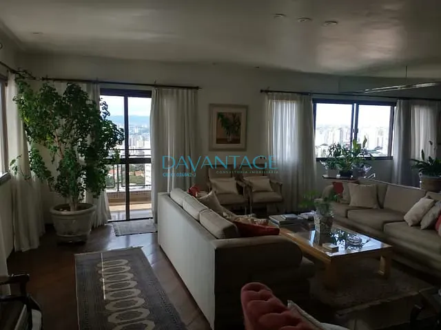 Apartamento com 265m² 3 quartos e 3 banheiros, à venda, no bairro Alto da Lapa em São Paulo