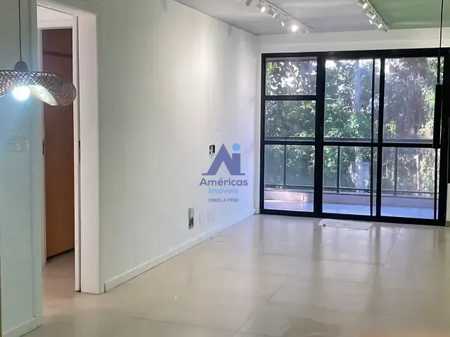 Apartamento 2 quartos e 3 banheiros, para alugar, no bairro Recreio dos Bandeirantes em Rio de Janeiro
