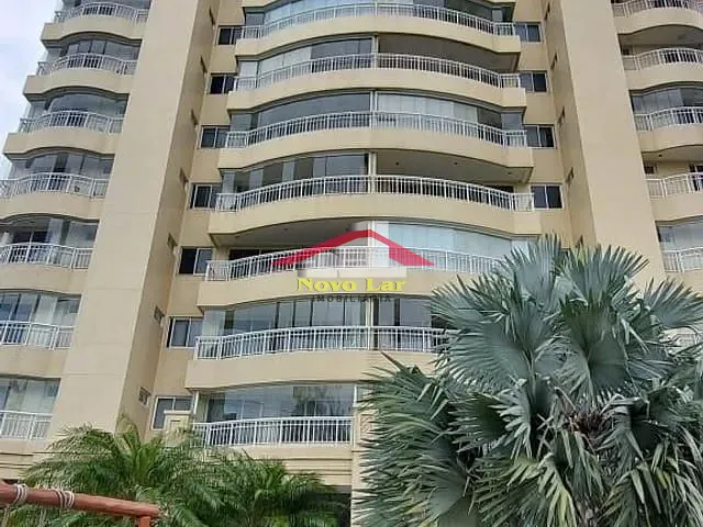 Apartamento com 215m² 3 quartos e 4 banheiros, à venda, no bairro Fátima em Fortaleza