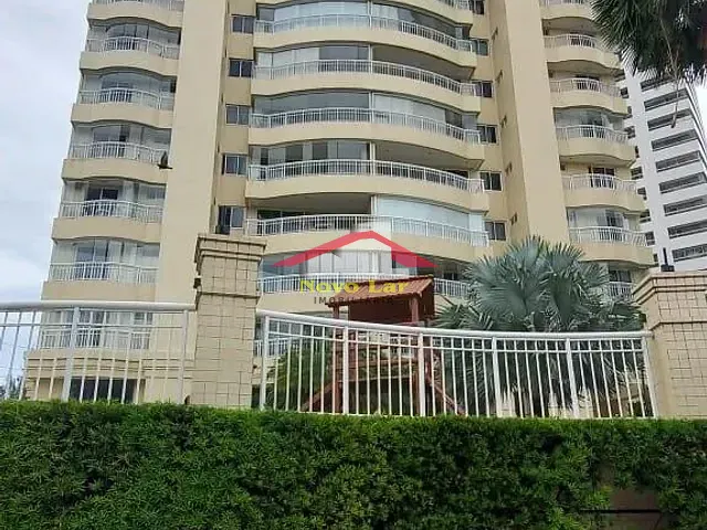 Apartamento com 215m² 3 quartos e 4 banheiros, à venda, no bairro Fátima em Fortaleza
