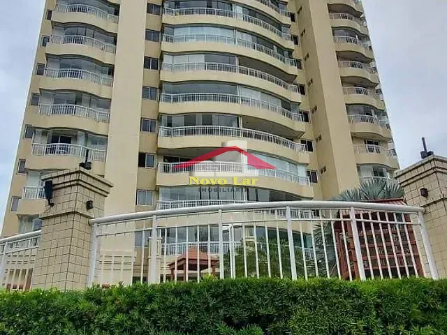 Apartamento com 215m² 3 quartos e 4 banheiros, à venda, no bairro Fátima em Fortaleza