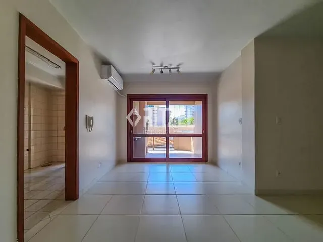 Apartamento 3 quartos e 2 banheiros, para alugar, no bairro Vila Rosa em Novo Hamburgo