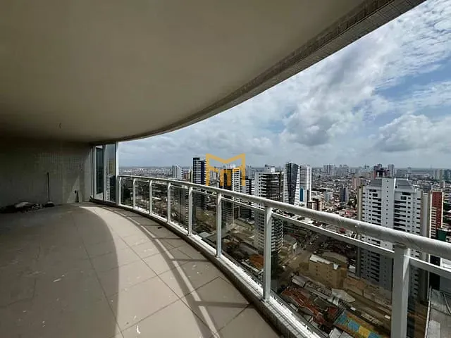 Apartamento 3 quartos e 5 banheiros, à venda, no bairro Umarizal em Belém