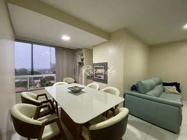 Apartamento com 150m² 3 quartos e 1 banheiro, à venda, no bairro Centro em Arapongas