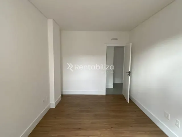 Apartamento com 170m² 3 quartos e 4 banheiros, à venda, no bairro Centro em Itapema