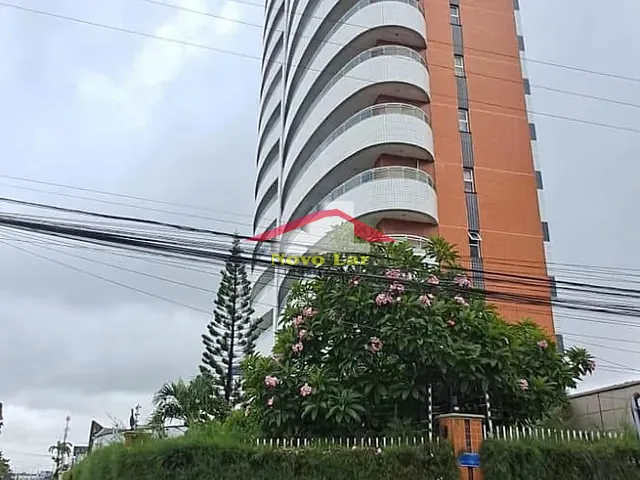 Apartamento com 205m² 3 quartos e 5 banheiros, à venda, no bairro Fátima em Fortaleza