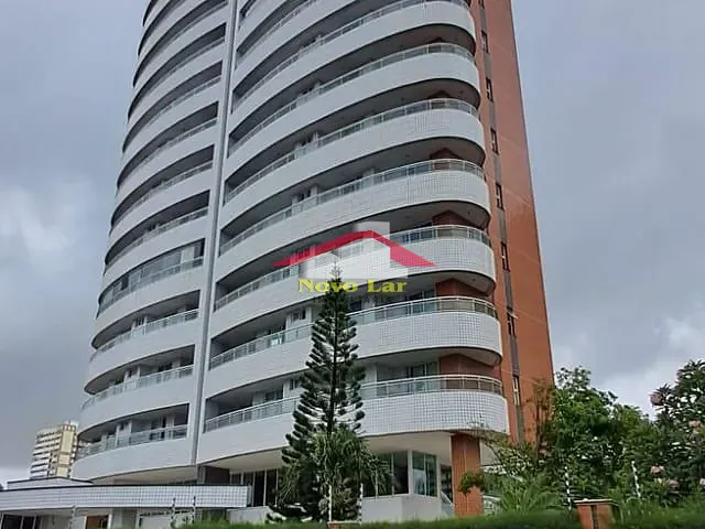 Apartamento com 205m² 3 quartos e 5 banheiros, à venda, no bairro Fátima em Fortaleza