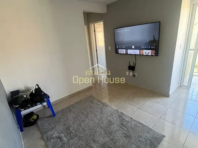 Apartamento 2 quartos e 2 banheiros, à venda, no bairro Três Poços em Volta Redonda