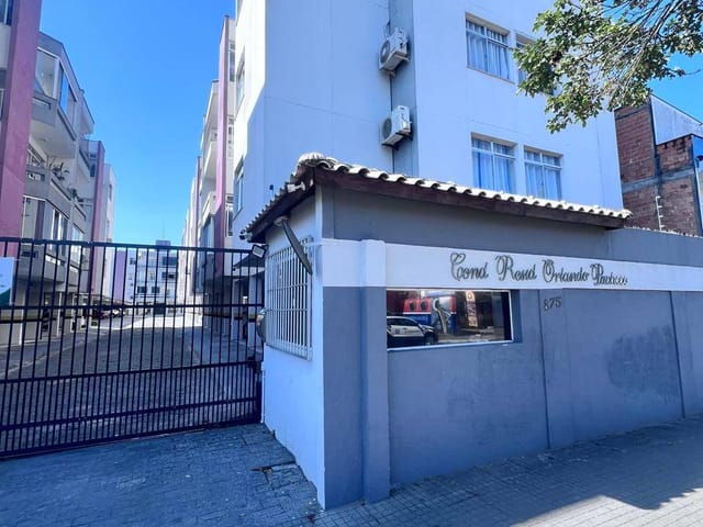 Apartamento 2 quartos e 1 banheiro, para alugar, no bairro São Vicente em Itajaí