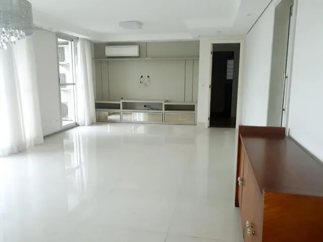 Apartamento com 122m² 3 quartos e 3 banheiros, à venda, no bairro Gleba Palhano em Londrina