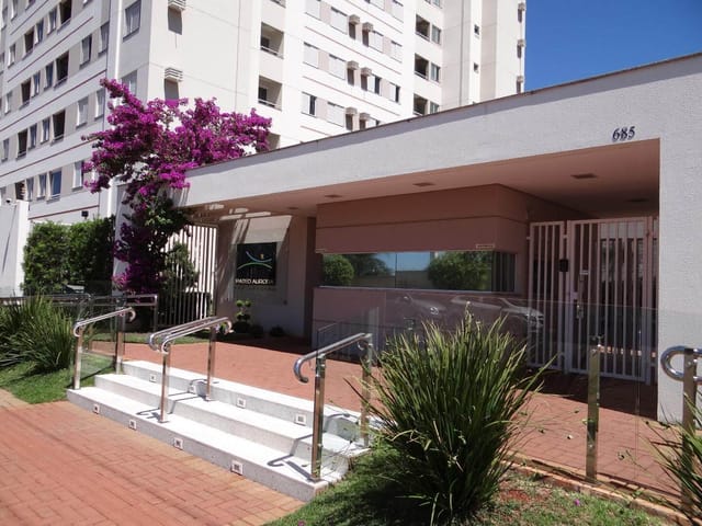 Foto do Apartamento - Ed. Pateo Aurora - Apartamento mobiliado à venda com 3 dormitórios (1 suíte) por R$ 380.000,00 - Aurora, Londrina, PR | Premier Imóveis