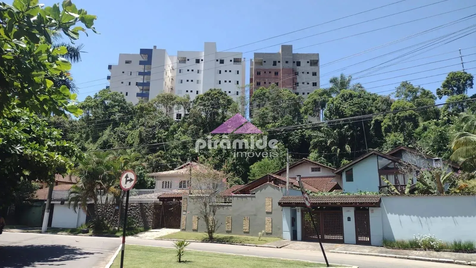 Apartamento, 3 quartos, 144 m² - Foto 1