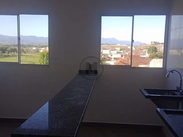 Apartamento com 32m² 2 quartos e 1 banheiro, à venda, no bairro Residencial Village Santana em Guaratinguetá