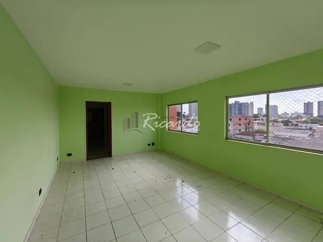 Apartamento 3 quartos e 2 banheiros, à venda, no bairro Vila Cascata em Arapongas
