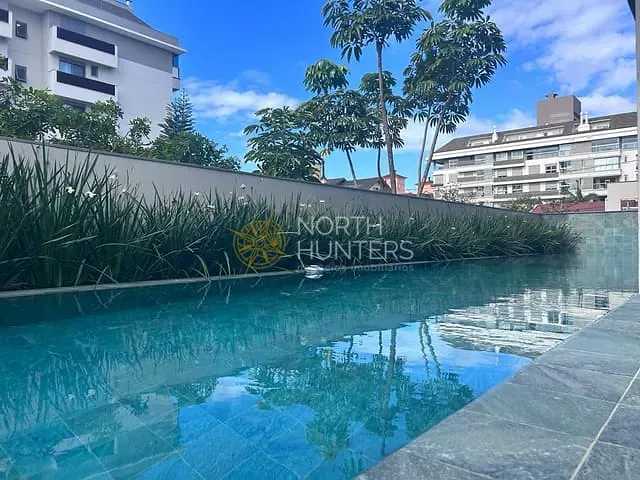 Apartamento com 130m² 3 quartos e 4 banheiros, à venda, no bairro Jurerê em Florianópolis