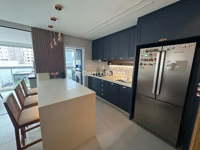 Apartamento com 198m² 4 quartos e 4 banheiros, à venda, no bairro Meia Praia em Itapema