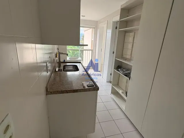 Apartamento 3 quartos e 2 banheiros, à venda, no bairro Jacarepaguá em Rio de Janeiro