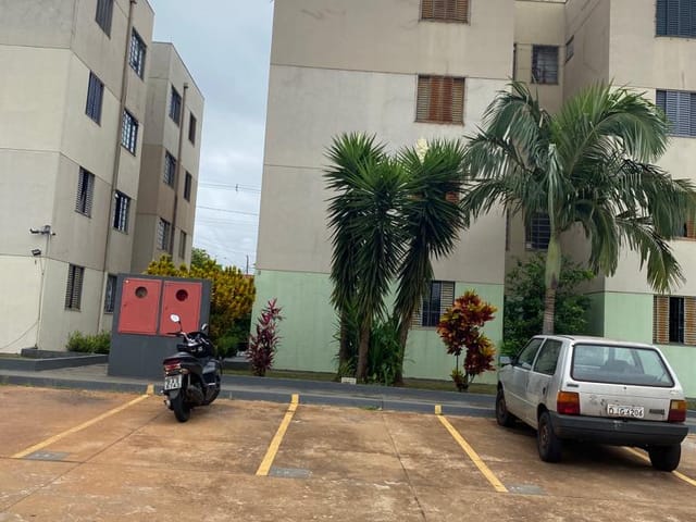 Foto do Apartamento - Residencial Vista Bela 7 - Apartamento à venda com 2 dormitórios por R$ 130.000,00 - Vista Bela, Londrina, PR | Premier Imóveis