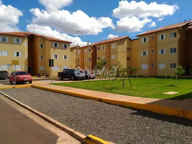 Apartamento com 46m² 2 quartos e 1 banheiro, para alugar, no bairro Jardim Centenário em Campo Grande