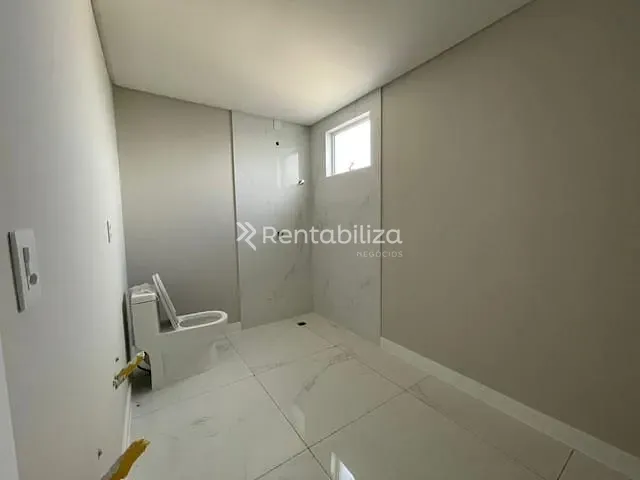 Apartamento 4 quartos e 4 banheiros, à venda, no bairro Meia Praia em Itapema
