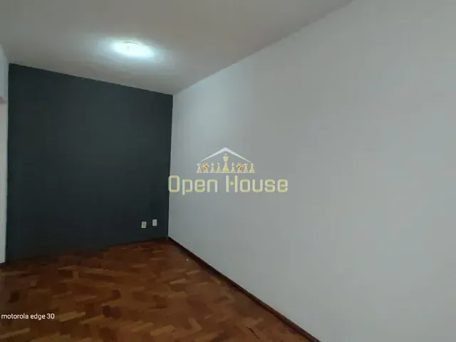 Apartamento 1 quarto e 1 banheiro, para alugar, no bairro Centro em Barra Mansa