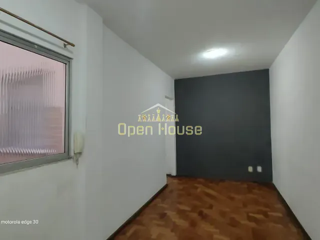 Apartamento 1 quarto e 1 banheiro, para alugar, no bairro Centro em Barra Mansa