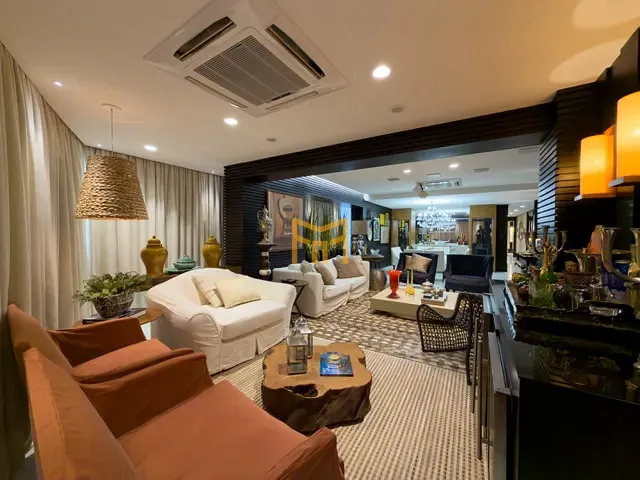 Apartamento 3 quartos e 5 banheiros, à venda, no bairro Umarizal em Belém