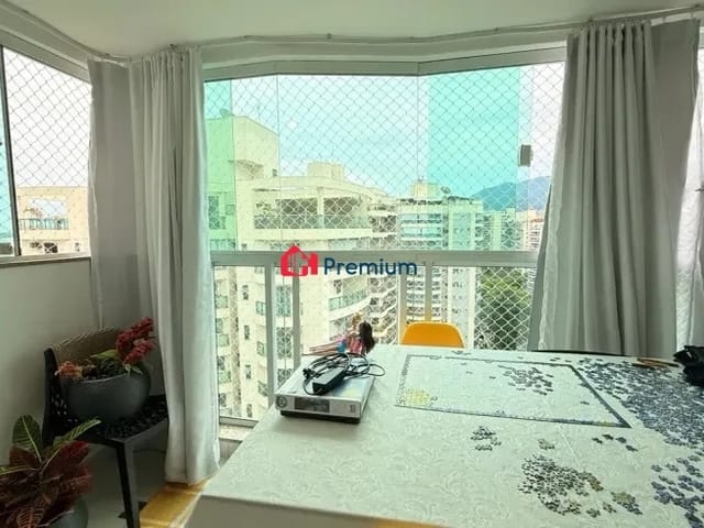 Apartamento 3 quartos e 2 banheiros, à venda, no bairro Barra da Tijuca em Rio de Janeiro