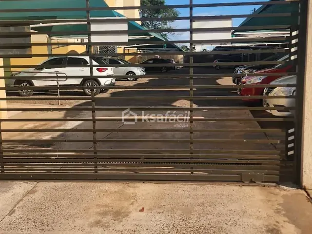 Apartamento 3 quartos e 2 banheiros, para alugar, no bairro Vila Carlota em Campo Grande
