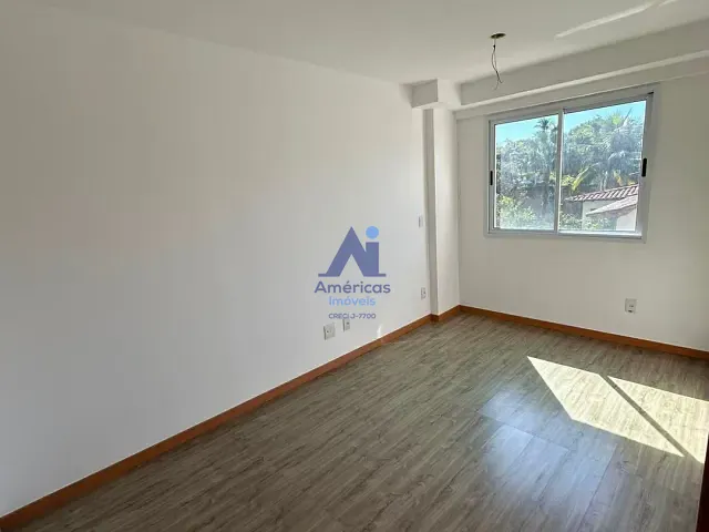 Apartamento 2 quartos e 2 banheiros, à venda, no bairro Taquara em Rio de Janeiro