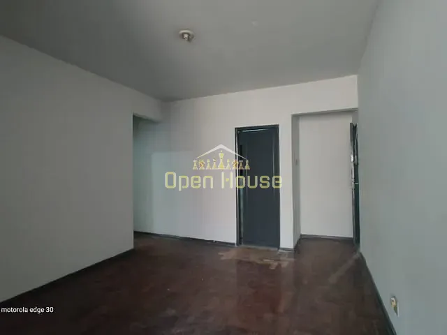 Apartamento com 70m² 2 quartos e 2 banheiros, para alugar, no bairro Aterrado em Volta Redonda