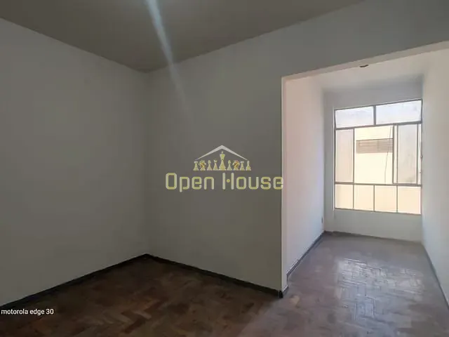 Apartamento com 70m² 2 quartos e 2 banheiros, para alugar, no bairro Aterrado em Volta Redonda