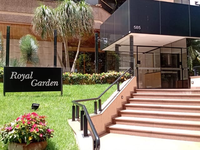 Foto do Apartamento - Ed. Royal Garden - Apartamento para locação com 4 dormitórios (2 suítes) por R$ 4.500,000 - Centro, Londrina, PR | Premier Imóveis