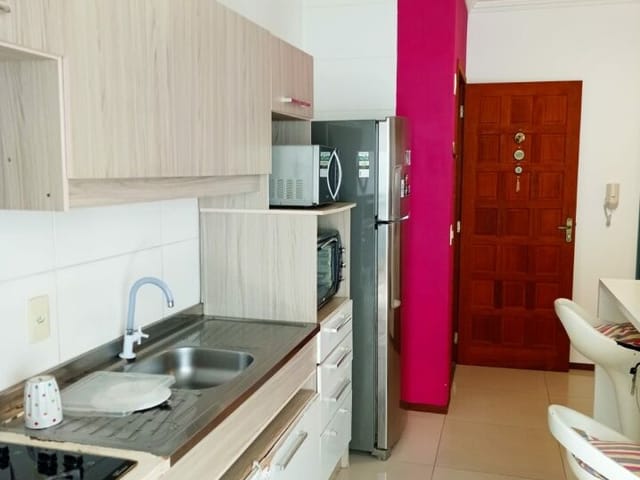 Apartamento 2 quartos e 2 banheiros, à venda, no bairro Ingleses do Rio Vermelho em Florianópolis