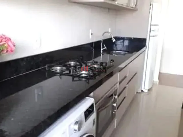 Apartamento 3 quartos e 2 banheiros, à venda, no bairro Parque Jamaica em Londrina